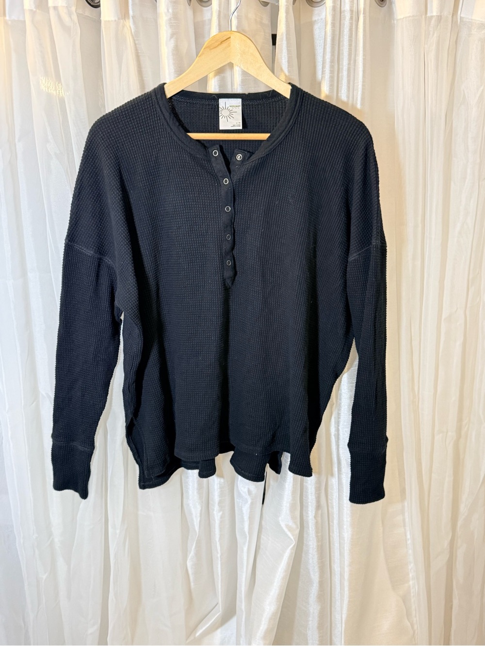 aerie Men's Black Waffle-Knit Henley Crewneck Sweater